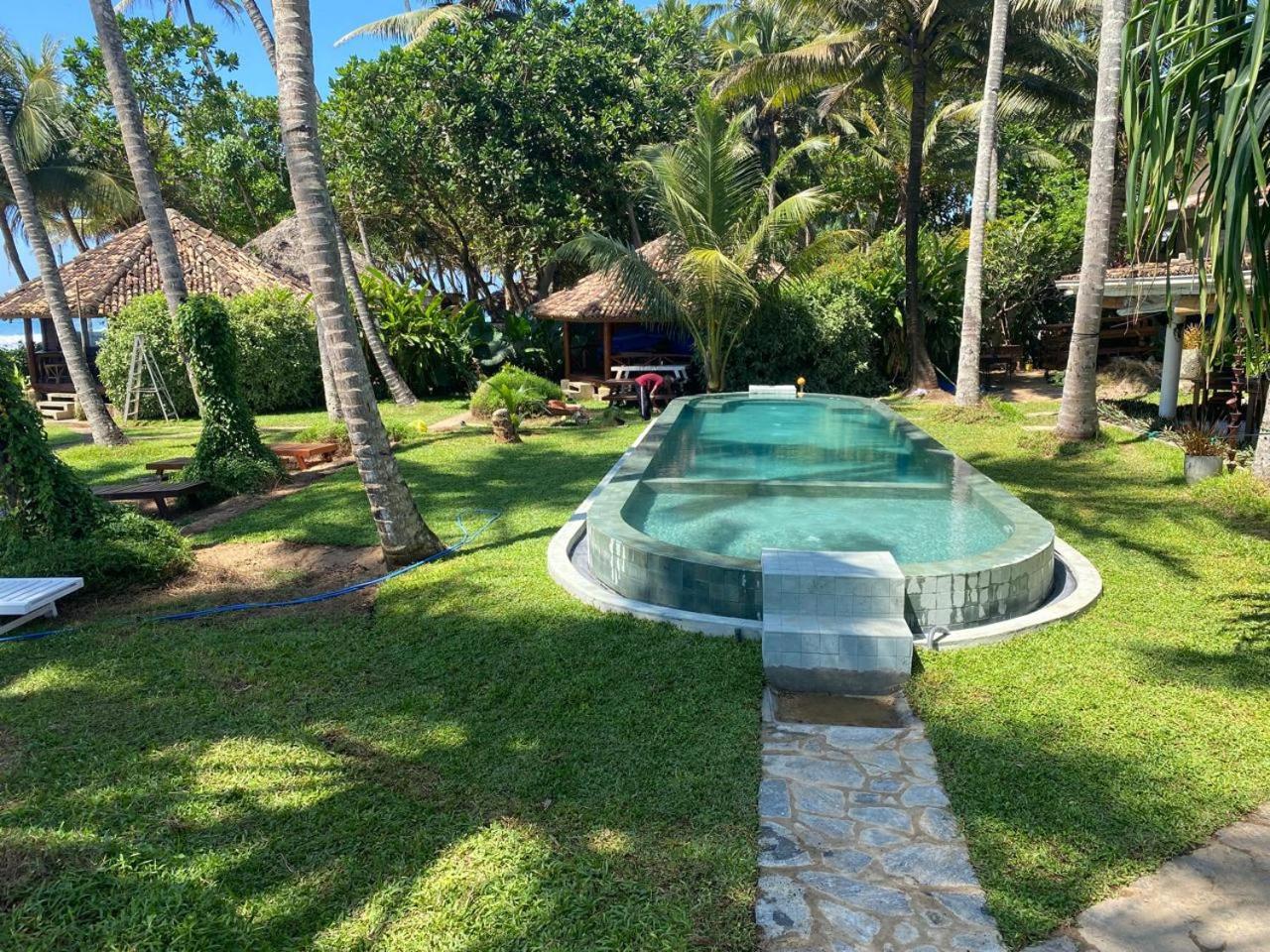 Rockside Cabanas Hotel Unawatuna Zewnętrze zdjęcie