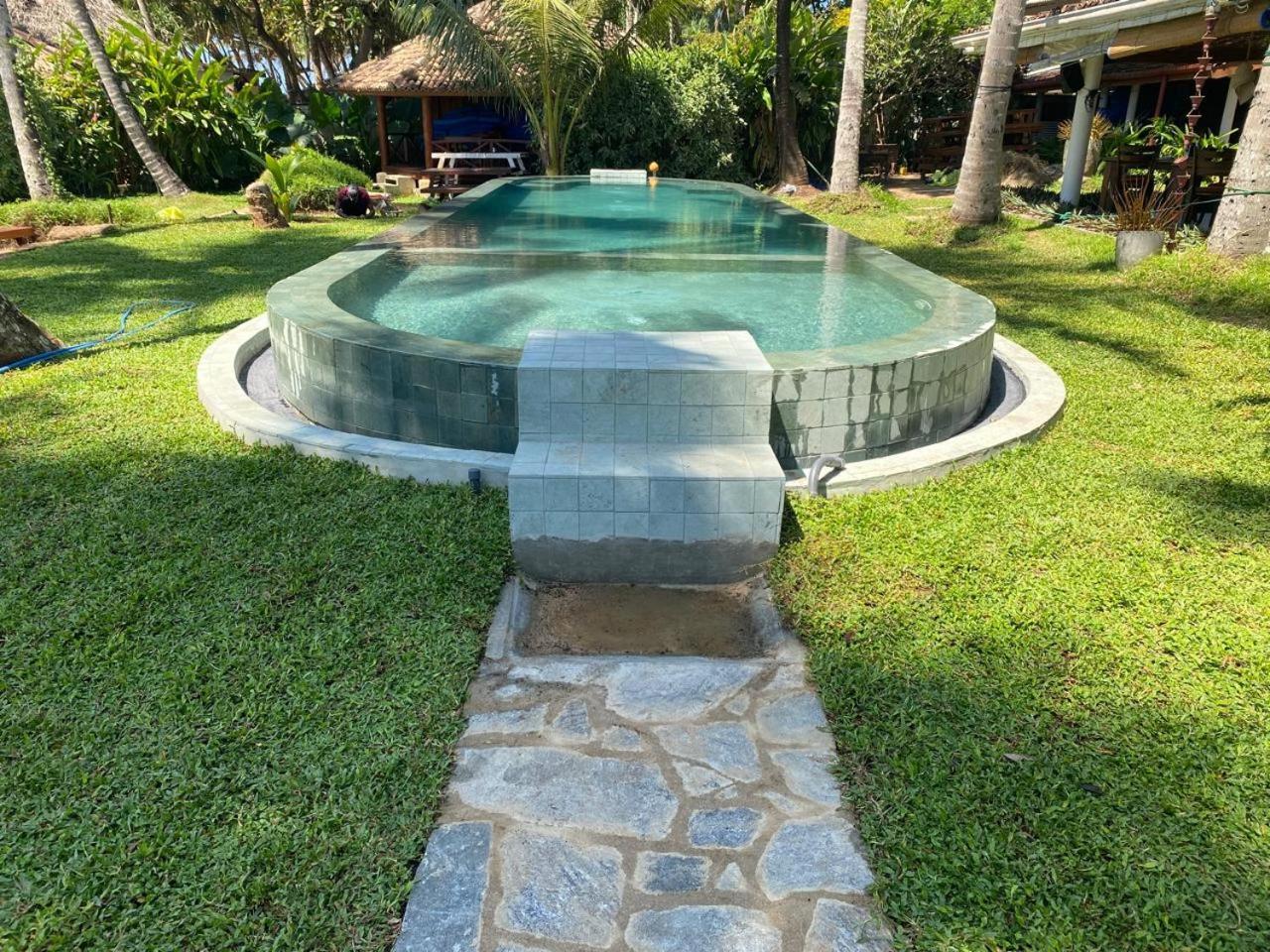 Rockside Cabanas Hotel Unawatuna Zewnętrze zdjęcie